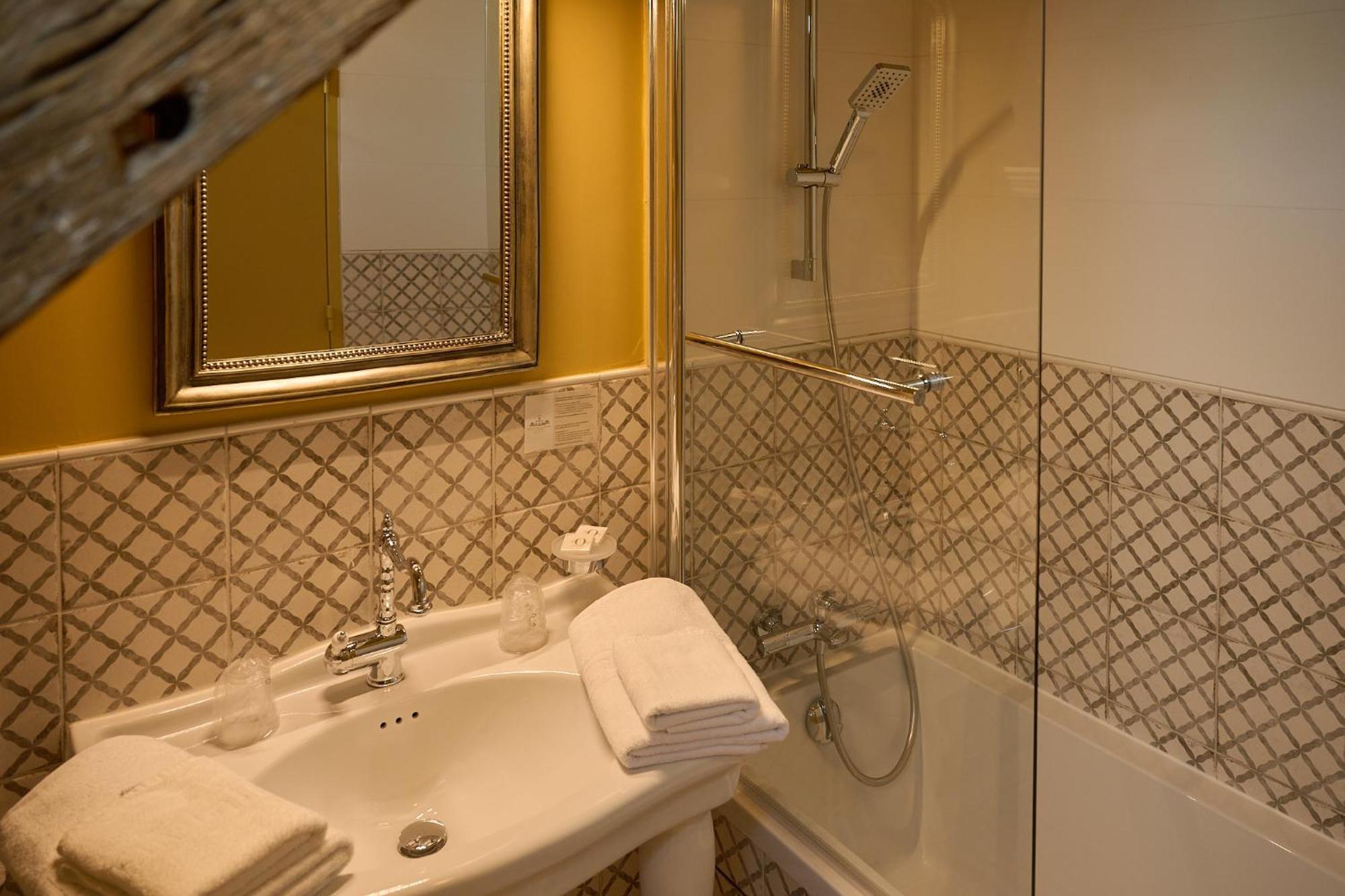 Hostellerie du Bois-Guibert Bonneval  Zimmer foto