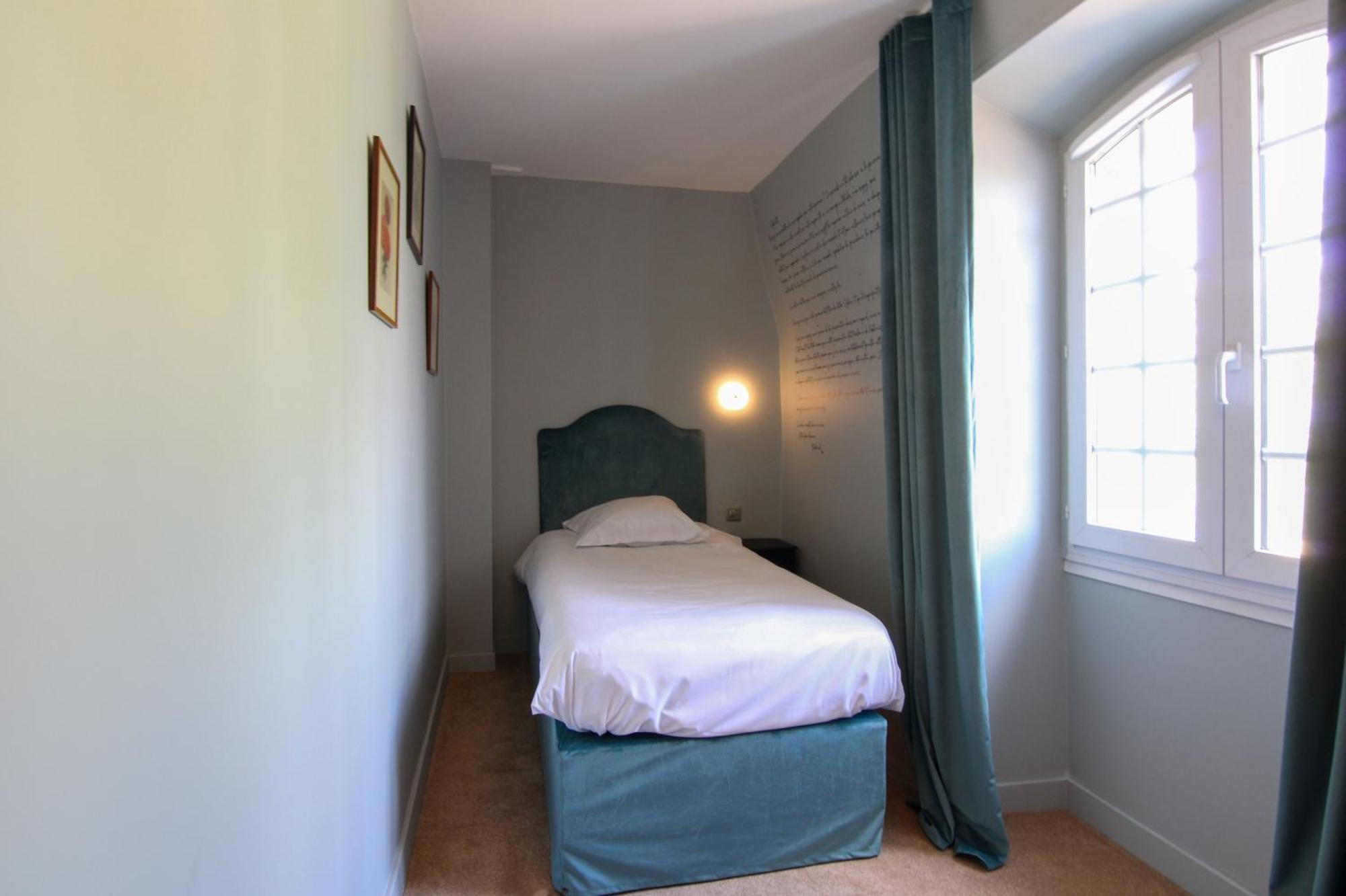 Hostellerie du Bois-Guibert Bonneval  Zimmer foto