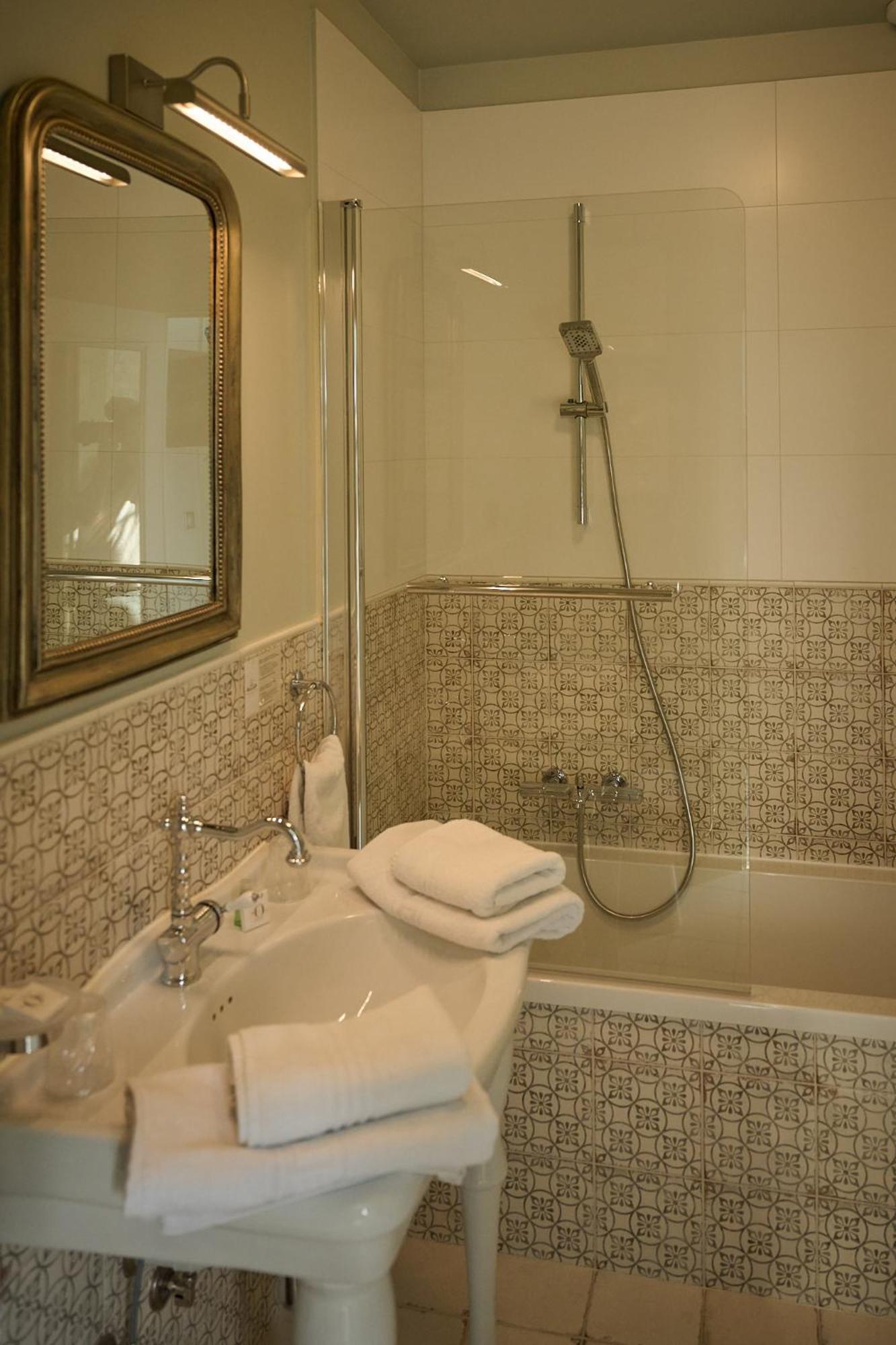 Hostellerie du Bois-Guibert Bonneval  Zimmer foto